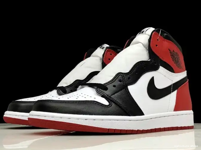 Rep 555088-125 Black Retro Jordan Air Toe 1 0510